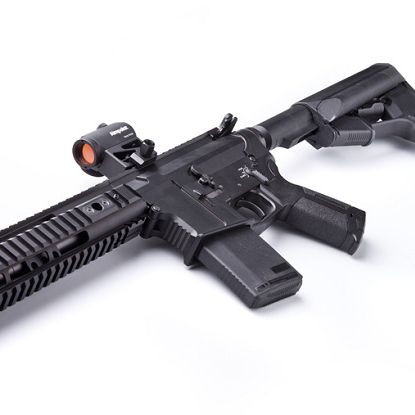 AR-15, Grepp & Kolvar